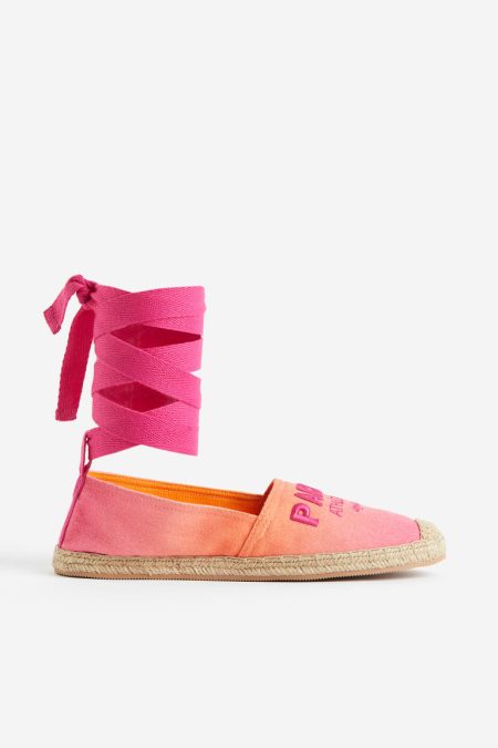 H & M - Espadrilles met borduursel - Roze