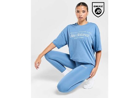 New Balance Script Boyfriend T-Shirt - Blue- Dames