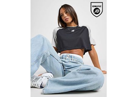 New Balance Logo Crop Football T-Shirt - Zwart- Dames
