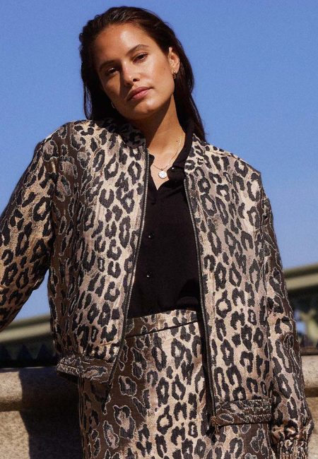 Bomber Leopard Jacquard Bruin