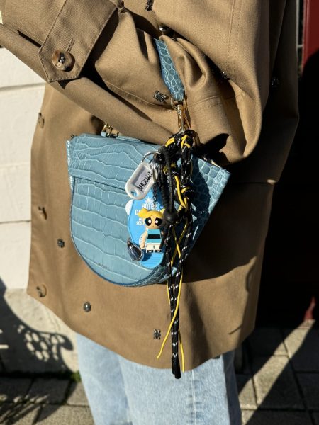 Shouia bag charm blauw