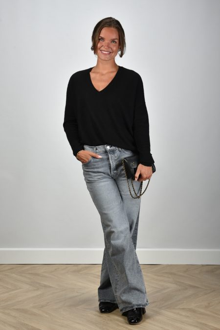 Les Tricots de Lea trui Monjakoe 37049 noir