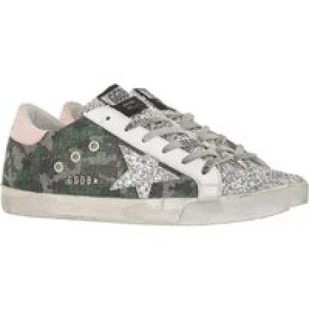 Golden Goose Sneakers - Superstar Sneakers in groen