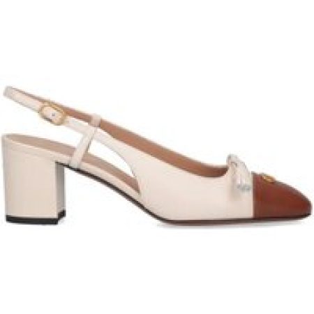 Valentino Garavani Hoge hakken - "Valet Du Roi" Slingback Pumps – Cream in wit