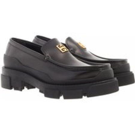 Givenchy Loafers - Black Leather Flat Shoes in zwart