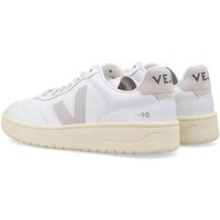 Veja Low-Top Sneakers - V-90 Extra White Natural in wit