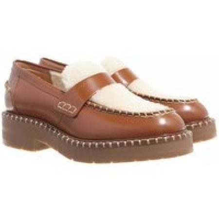 Chloé Loafers & ballerina schoenen - Mocassins in bruin