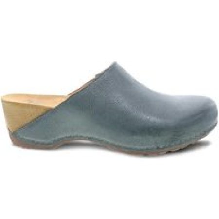 Dansko Slippers & Mules - Denim Leather Sabot With Contrasting Beige Wedge in blauw