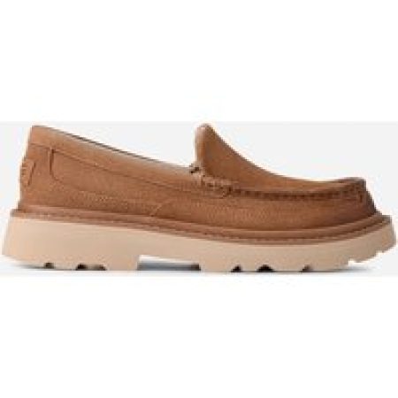 UGG® Ascot Lug in Brown