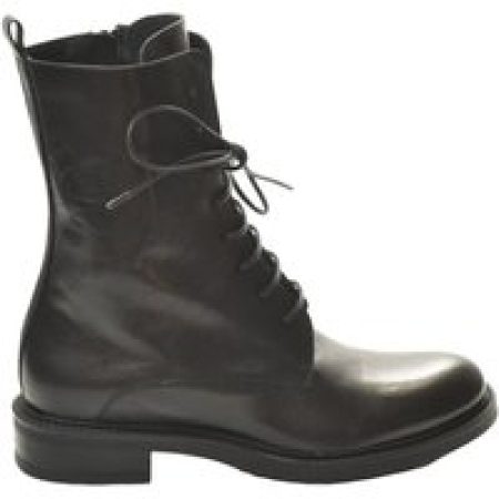 Hundred 100 Boots - Black Buffalo Leather Ankle Boot in zwart