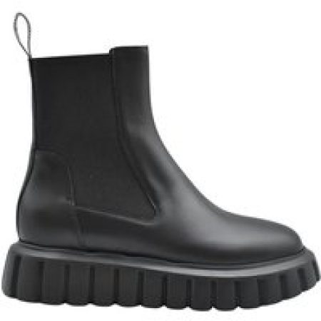 Voile Blanche Boots - Black Leather Boots With Chunky Sole in zwart