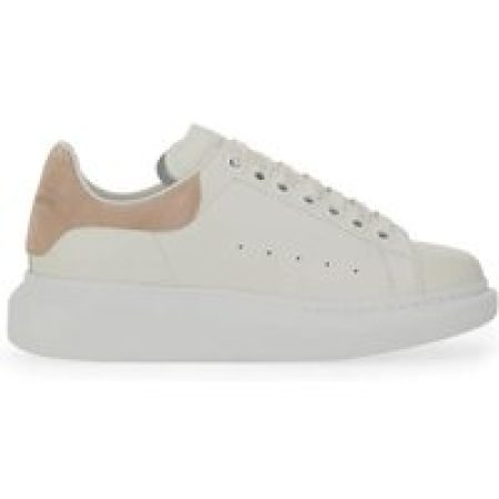 Alexander McQueen Low-Top Sneakers - Oversized Calfskin Sneakers With Suede Heel Tab in wit