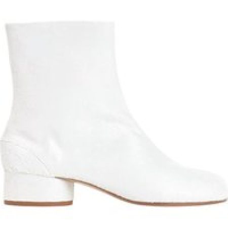 Maison Margiela Boots - Leather Ankle Boots in wit