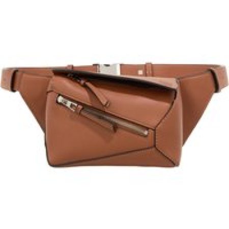 Loewe Crossbody bags - Puzzle Mini Belt Bag in bruin