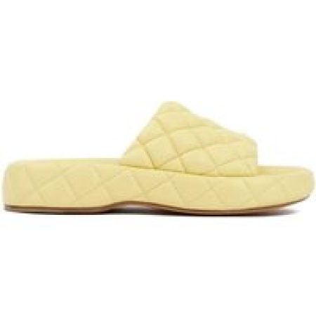 Bottega Veneta Sandalen - Lemonade Padded Leather Sandals in geel