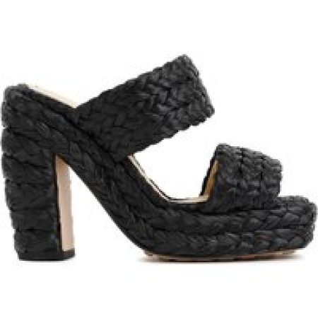 Bottega Veneta Sandalen - Black Raffia Sandals in zwart