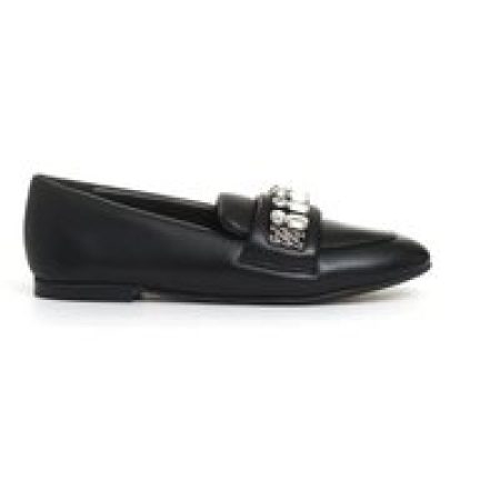 - Black Moccasin With Rhinestone Buckle in zwart