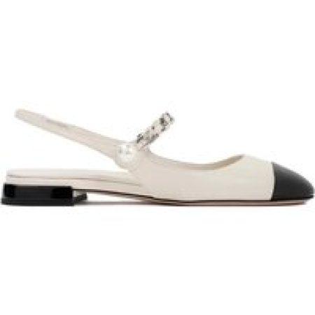 Miu Miu Loafers & ballerina schoenen - White Ivory Goat Leather Ballerina in wit