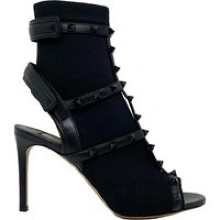 Valentino Garavani Sandalen - Valentino Rockstud Sock Heel Sandals in zwart