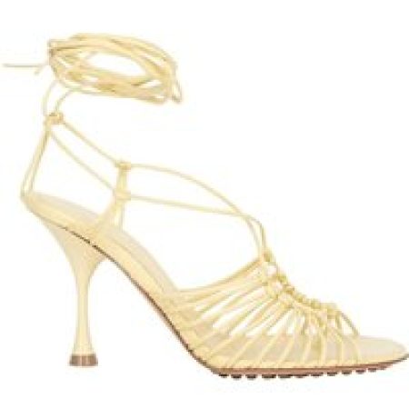 Bottega Veneta Sandalen - Dot Leather Sandals Beige in beige