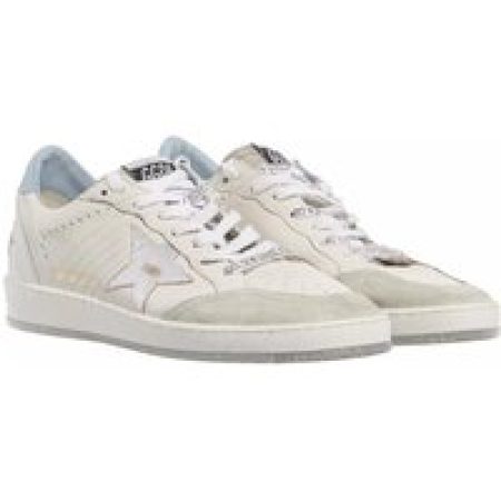 Golden Goose Sneakers - Golden Low Top Sneakers in wit