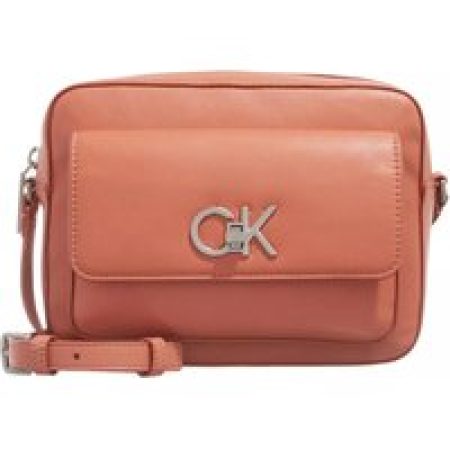 Calvin Klein Crossbody bags - Re-Lock Camera Bag W/Flap in oranje