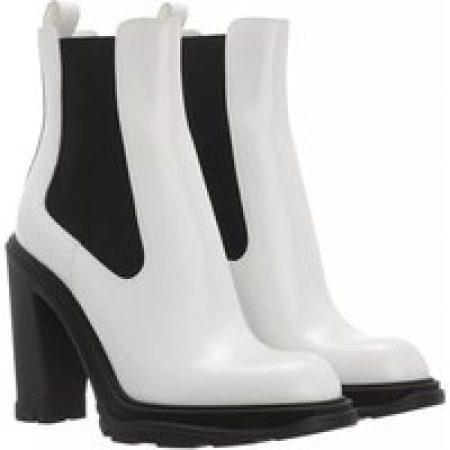 Alexander McQueen Boots & laarzen - Tread Heeled Chelsea Boot in wit