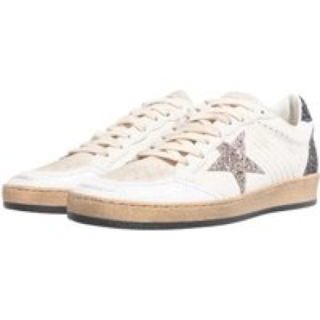 Golden Goose Sneakers - Ballstar in crème