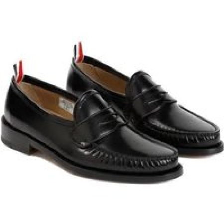 Thom Browne Loafers & ballerina schoenen - Pleated Varsity Black Calf Leather Loafers in zwart