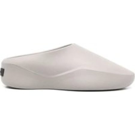 FEAR OF GOD Sandalen - Eva Runner Concrete in grijs