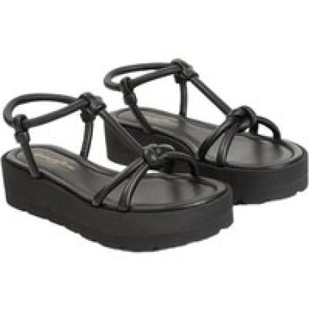 Gianvito Rossi Sandalen - Marine Black Nappa Leather Sandals in zwart