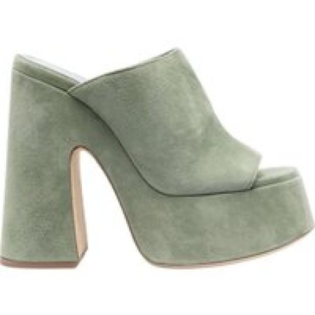 Vic Matié Slippers - Sandals Green in groen