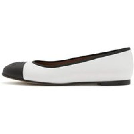 Isabel Bernard Loafers & ballerina schoenen - Isabel Bernard Vendôme Ynes White Calfskin Leathe in wit