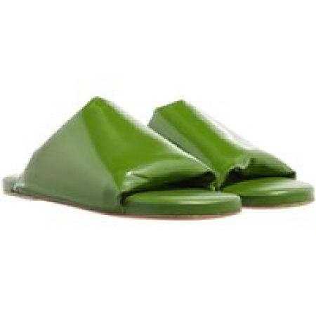 Bottega Veneta Slippers - Cushion Slides in groen