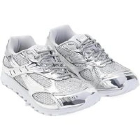 Bottega Veneta Sneakers - Orbit Sneakers in zilver