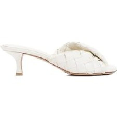 Bottega Veneta Slippers - Blink Mules in beige