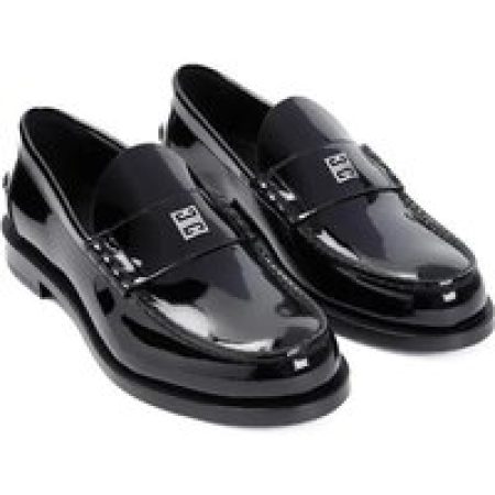 Givenchy Loafers & ballerina schoenen - Leather Loafers in zwart