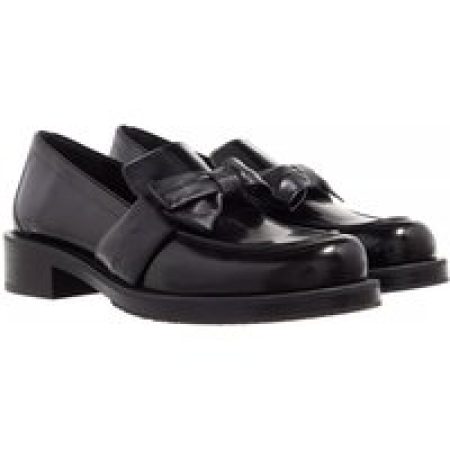 Stuart Weitzman Loafers - Sofia Bold Loafer in zwart