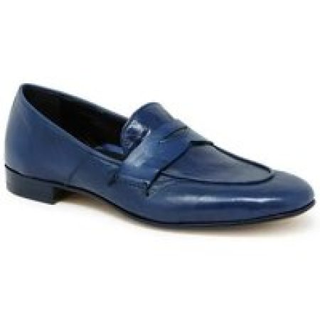 - Blue Leather Flat Loafers in blauw