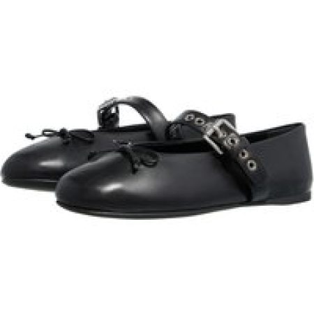 Miu Miu Loafers & ballerina schoenen - Bucket And Bow Ballet Flats in zwart