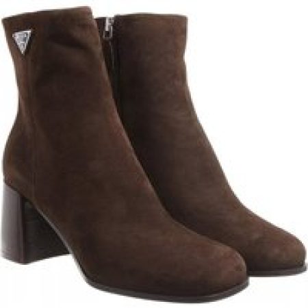 Prada Boots & laarzen - Shoes in bruin