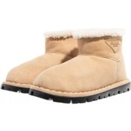 Prada Boots & laarzen - Blow Shearling Boot in beige