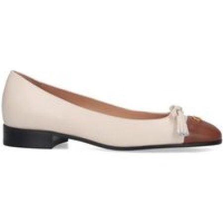 - "Valet Du Roi" Ballet Flats – Cream in beige