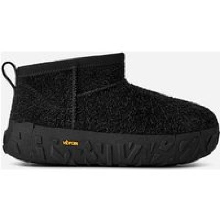 UGG® Classic Ultra Mini Wrap Tech-laars in Black