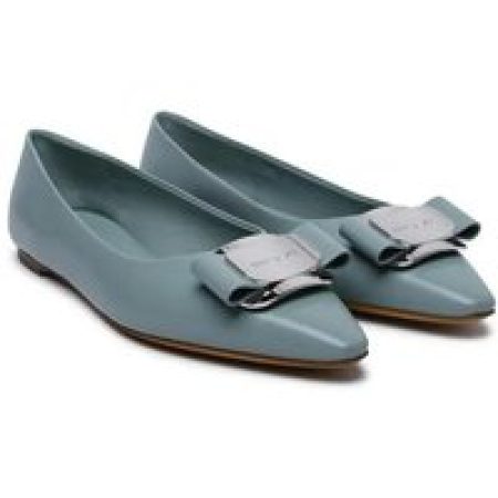 Salvatore Ferragamo Loafers & ballerina schoenen - New Vara' Ballet Flats In Nappa Sugar Paper in groen