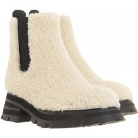 Alexander McQueen Boots & laarzen - Teddy Boots in crème