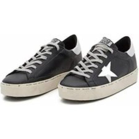 Golden Goose Sneakers - Hi Star Leather Sneakers in zwart