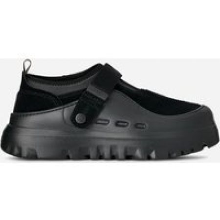 UGG® PeakMod Lowcut in Black