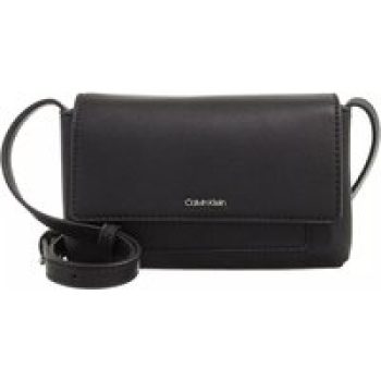 Calvin Klein Schoudertassen - Ck Must Mini Bag in zwart