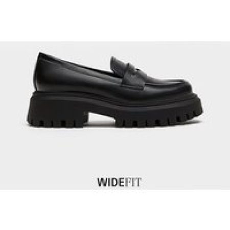 Stradivarius WIDE FIT. Zwarte loafer met trackzool  Zwart 41